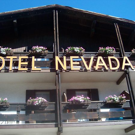 Hotel Nevada Campitello di Fassa Exterior photo